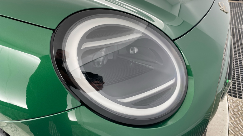 MINI Cooper 135kW E Exclusive [Level 2] 41kWh 3dr Auto Electric Hatchback